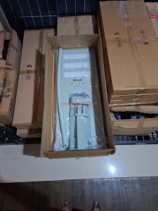 lampu jalan solar cell